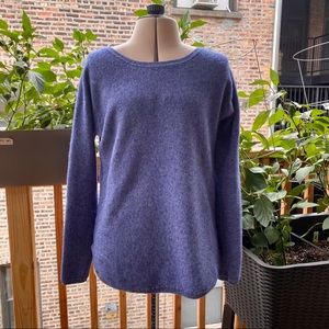 💙 100% Cashmere - Blue Sweater - Size M 💙